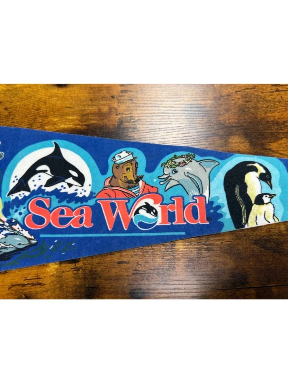 Vintage Sea World pennant